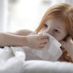 Gdy katar nie odpuszcza: delikatne i skuteczne sposoby, by ulżyć dziecku każdego dnia